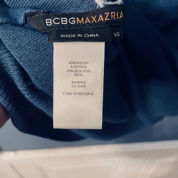 BCBGMAXAZRIA Silk Blend Turquoise Blue Sleeveless Cowl Neck Sweater Top XS - Picture 3 of 12